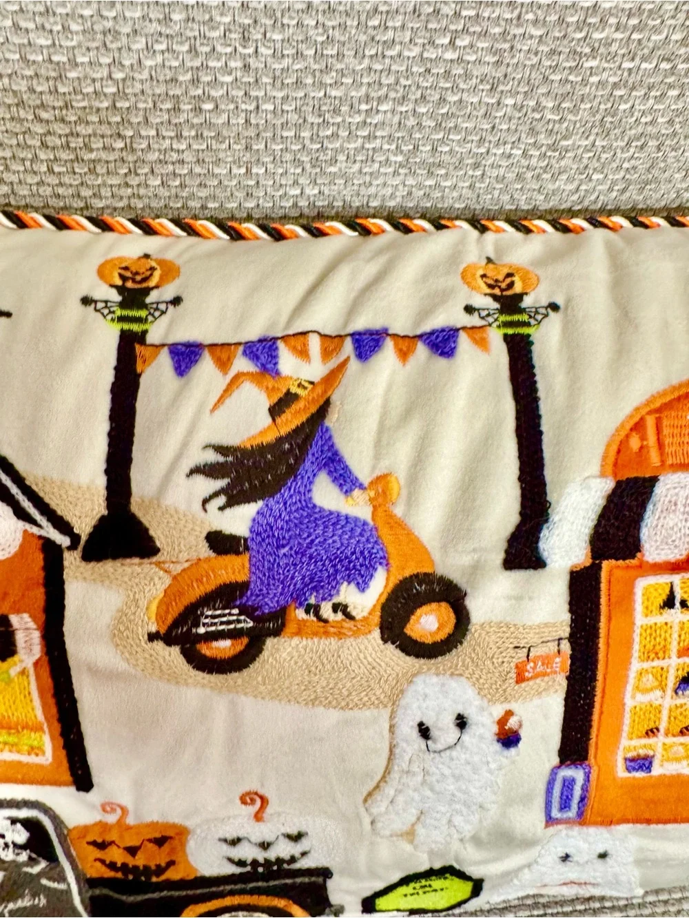 Halloween Town Pillow Ghost Village  Jack O’ Lantern Pumpkins Embroidered NWT